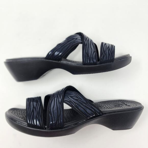 Crocs Sandals Women 8 Molalla II Black Rubber Animal Print Criss Cross Wedge - Picture 7 of 10